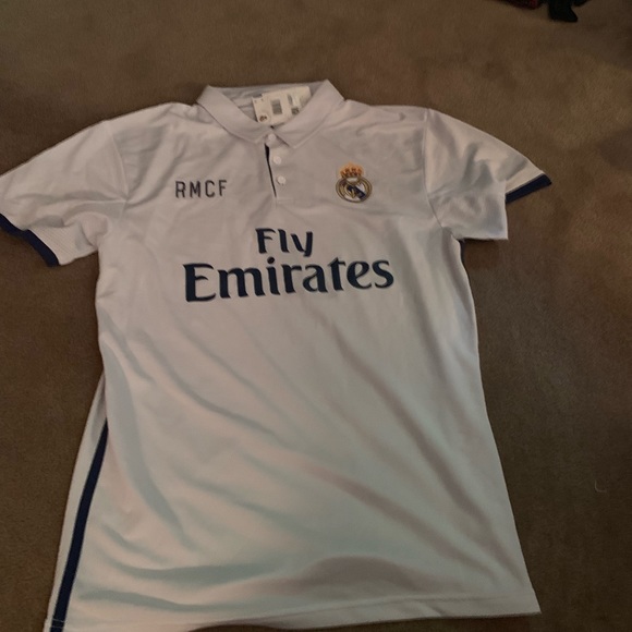 NWT Real Madrid Ronaldo Jersey - Picture 1 of 5